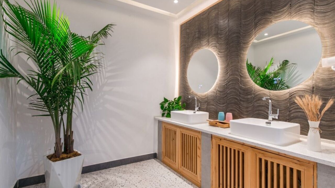 Photo of Bathroom in Shangri-La