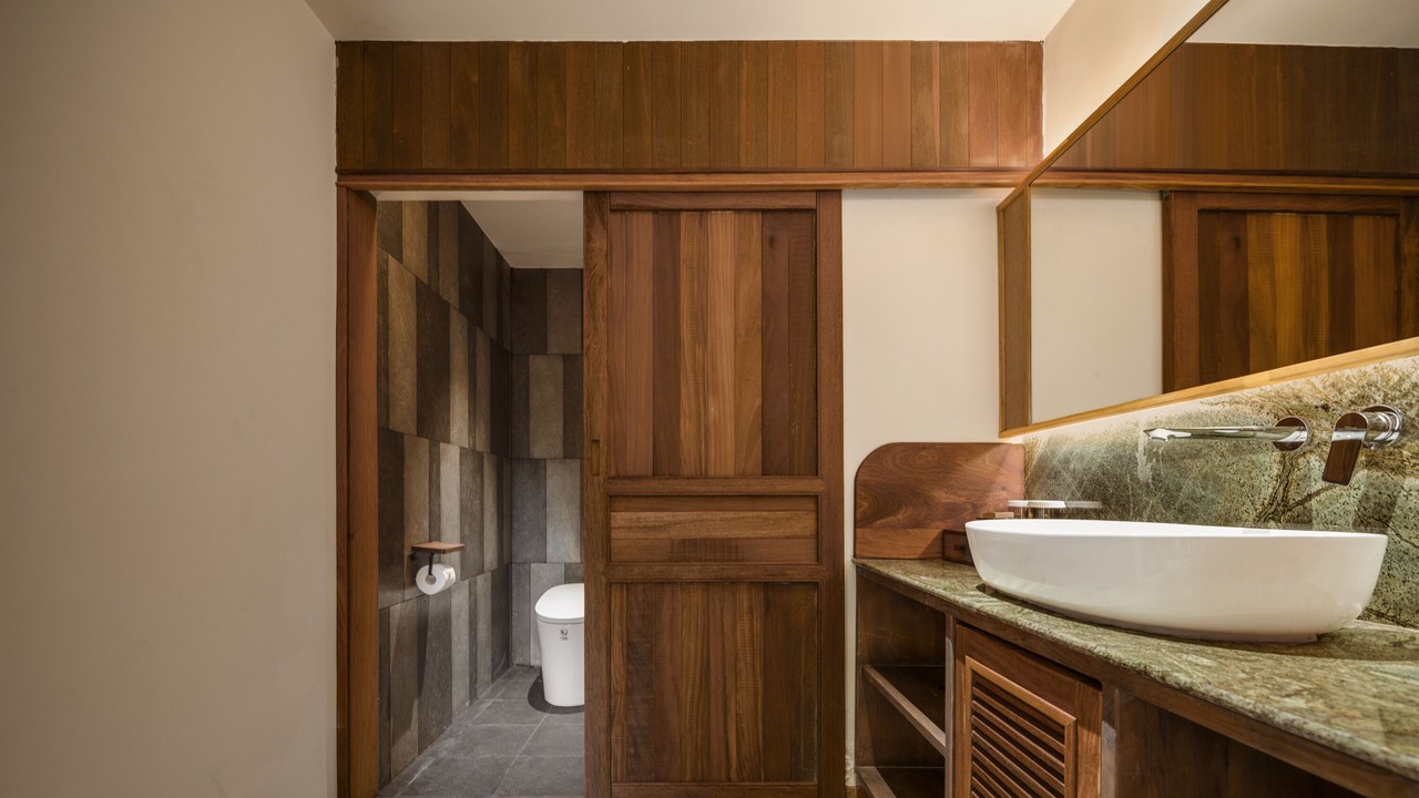Photo of Bathroom in Dujiangyan