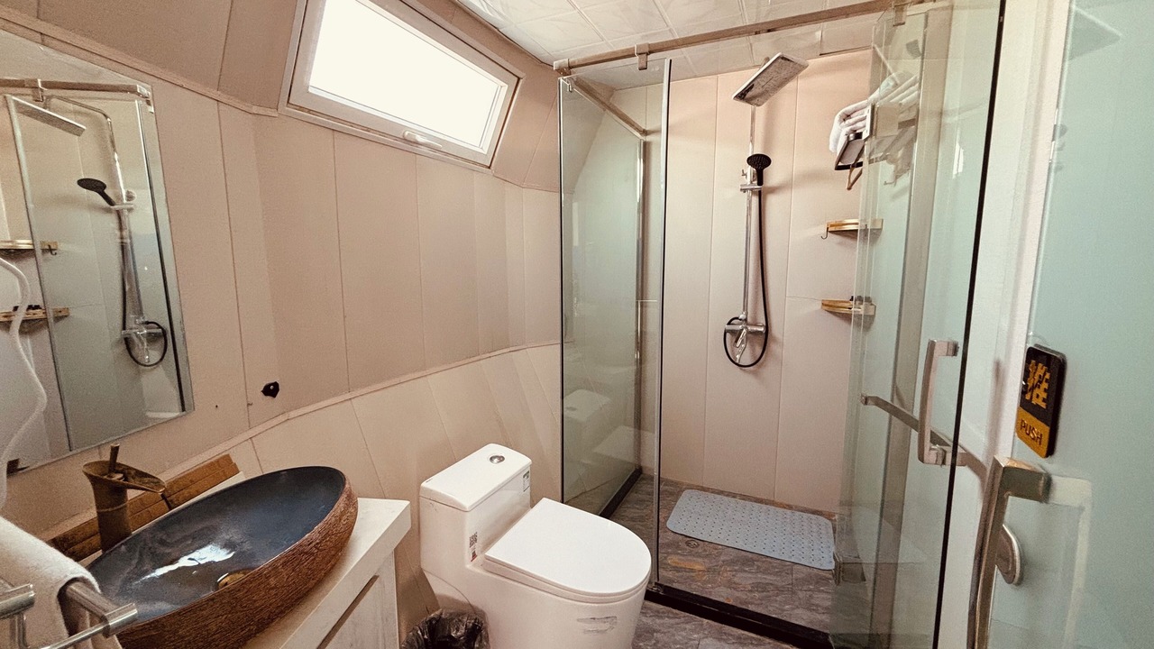 Photo of Bathroom in Qilizhen