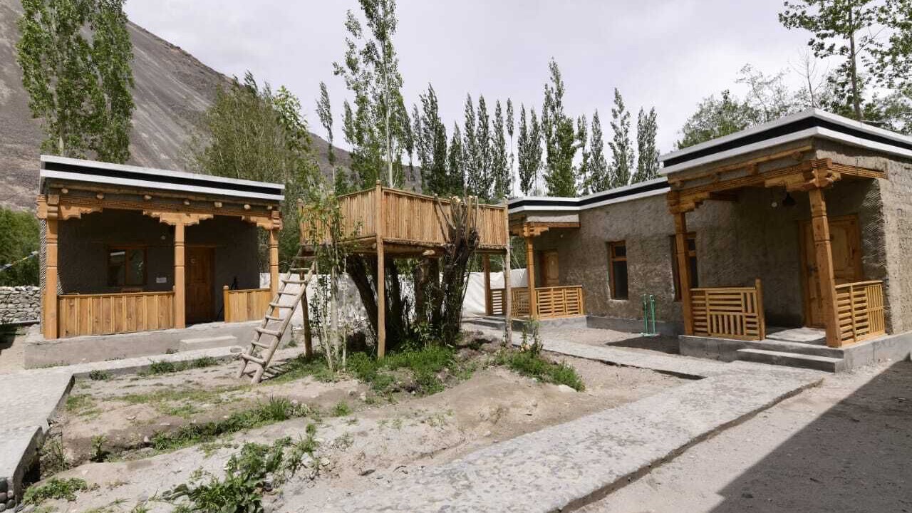 Photo of Outdoor in Hunder