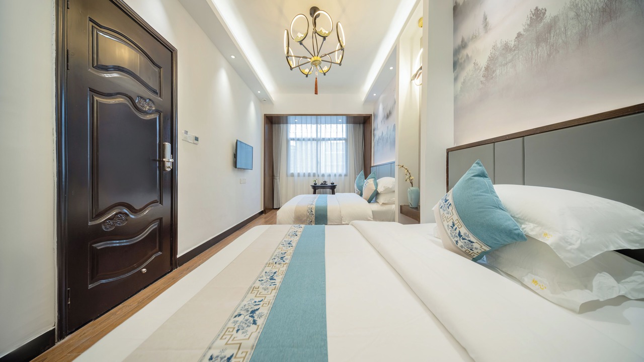 Photo of Bedroom in Fenghuang