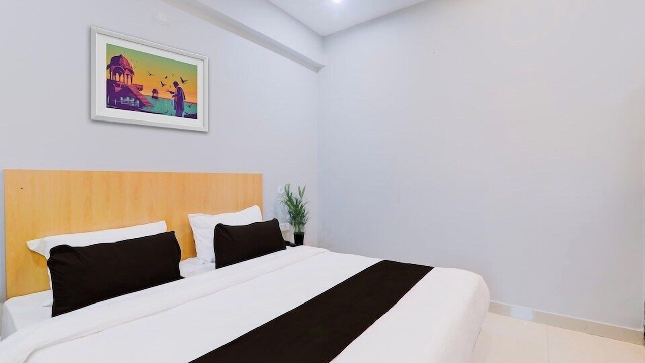 Photo of Bedroom in Malihabad