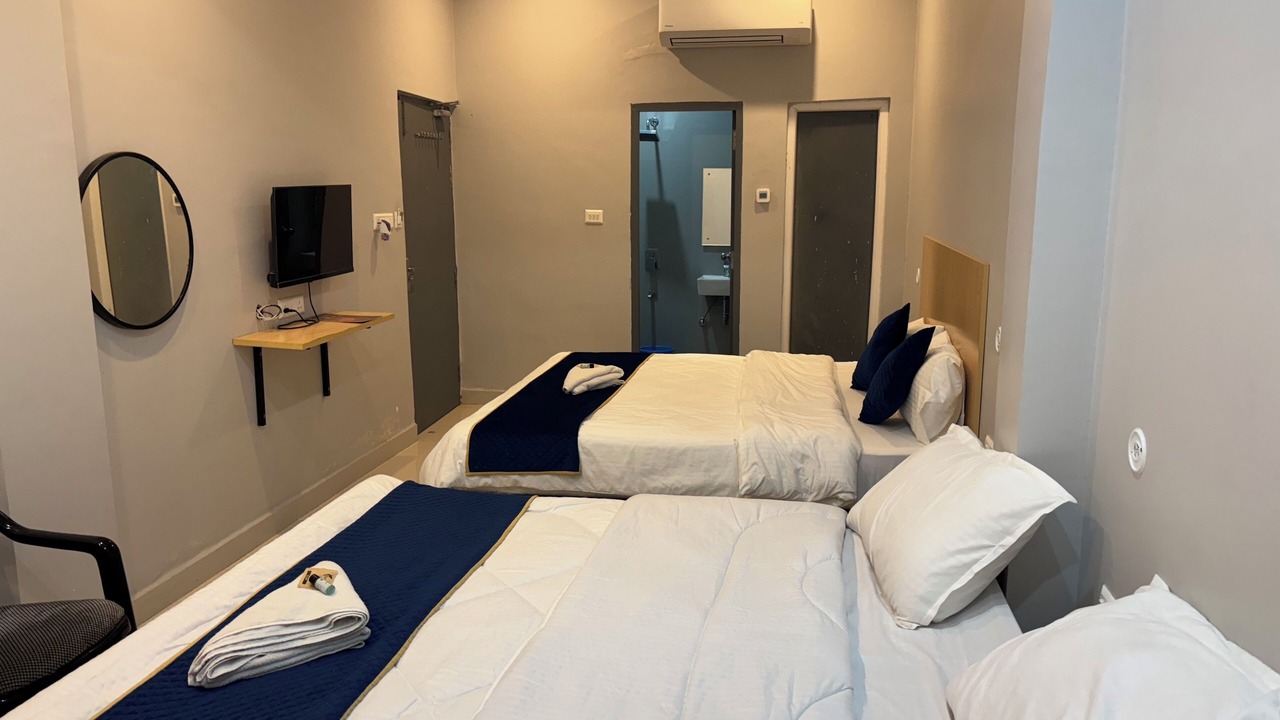Photo of Bedroom in Malihabad