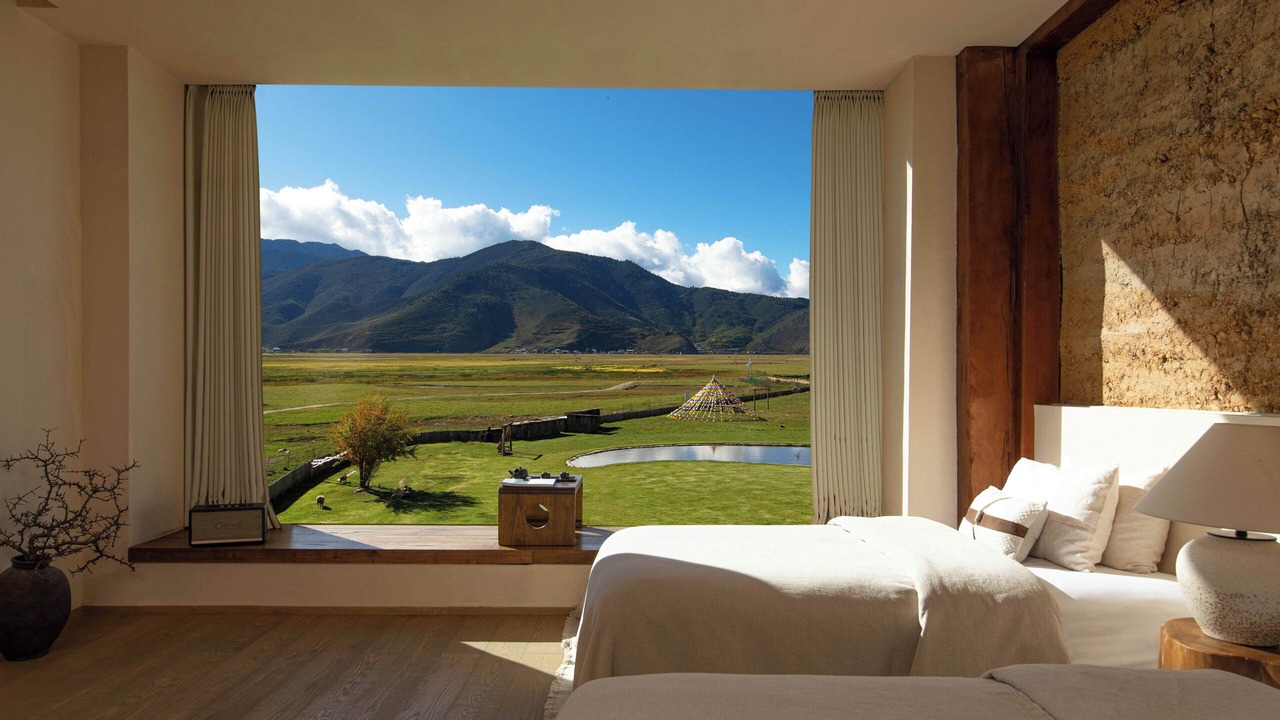 Photo of Bedroom in Shangri-La