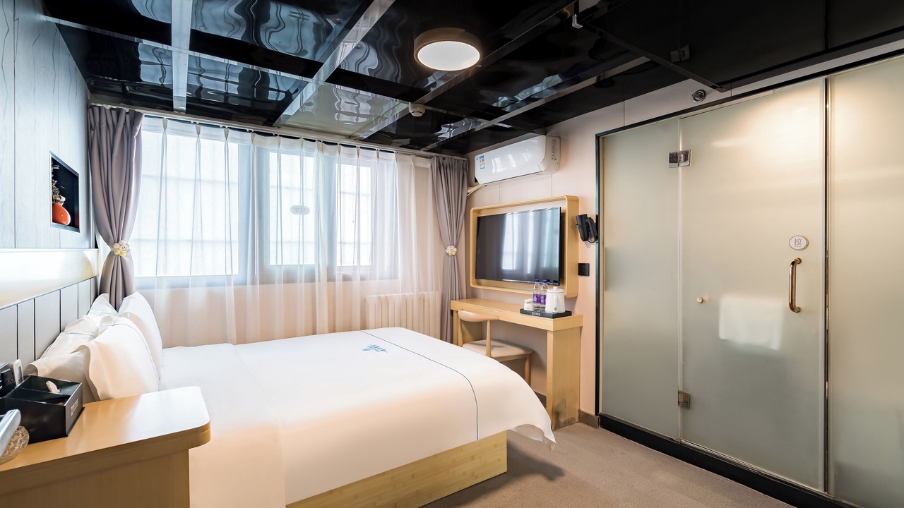 Photo of Bedroom in Middle Chaoyang