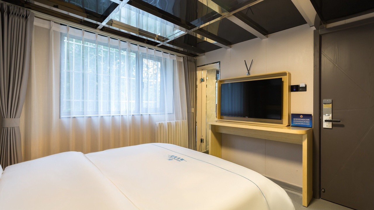 Photo of Bedroom in Middle Chaoyang