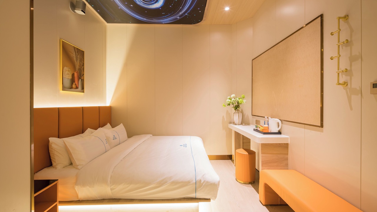 Photo of Bedroom in Olympic Village