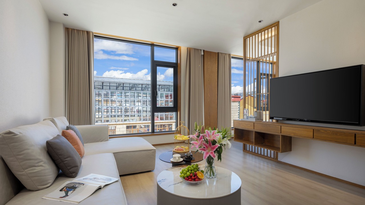 Photo of Bedroom in Shangri-La