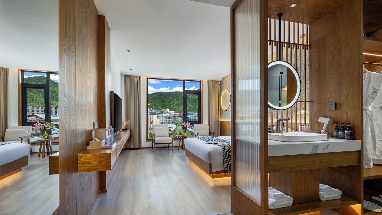 Photo of Bedroom in Shangri-La
