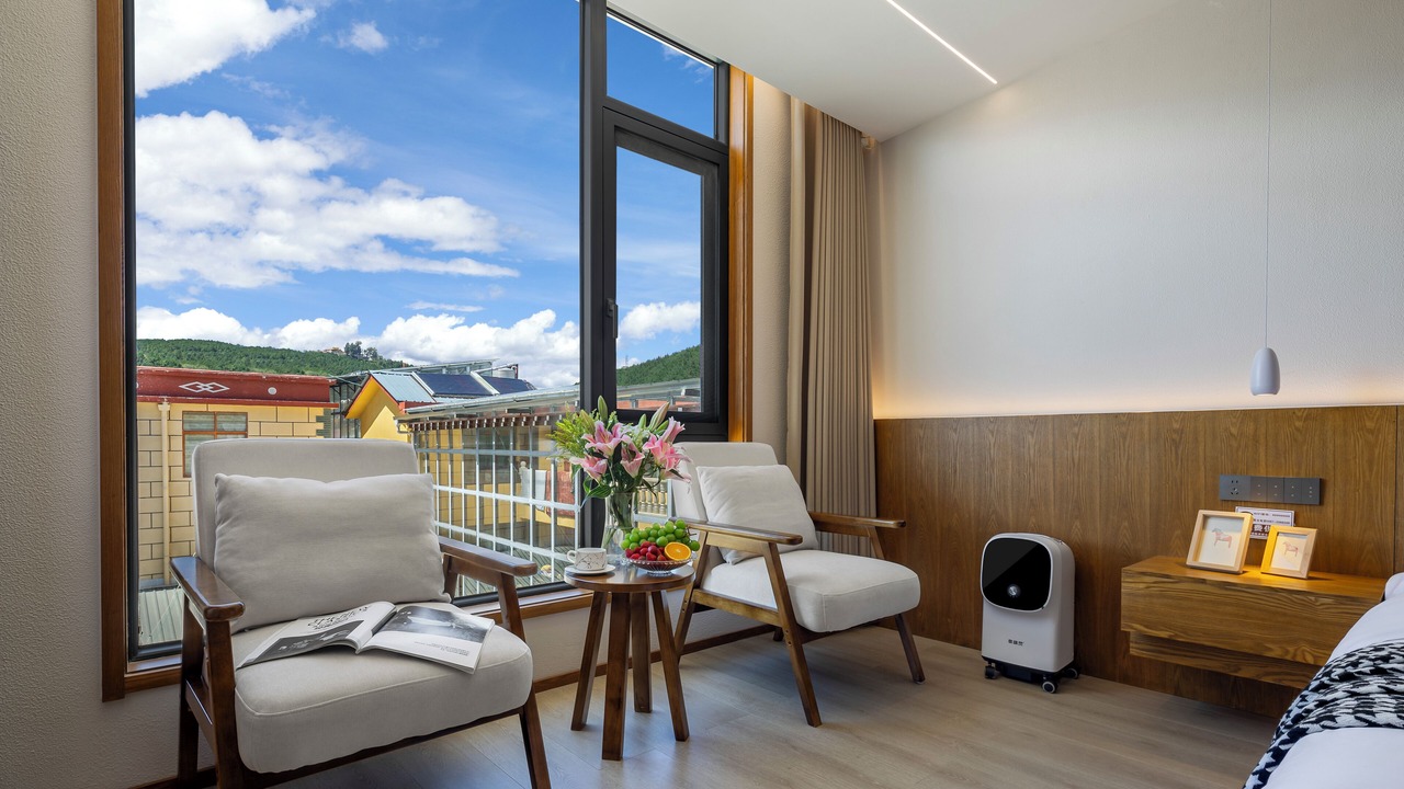 Photo of Bedroom in Shangri-La