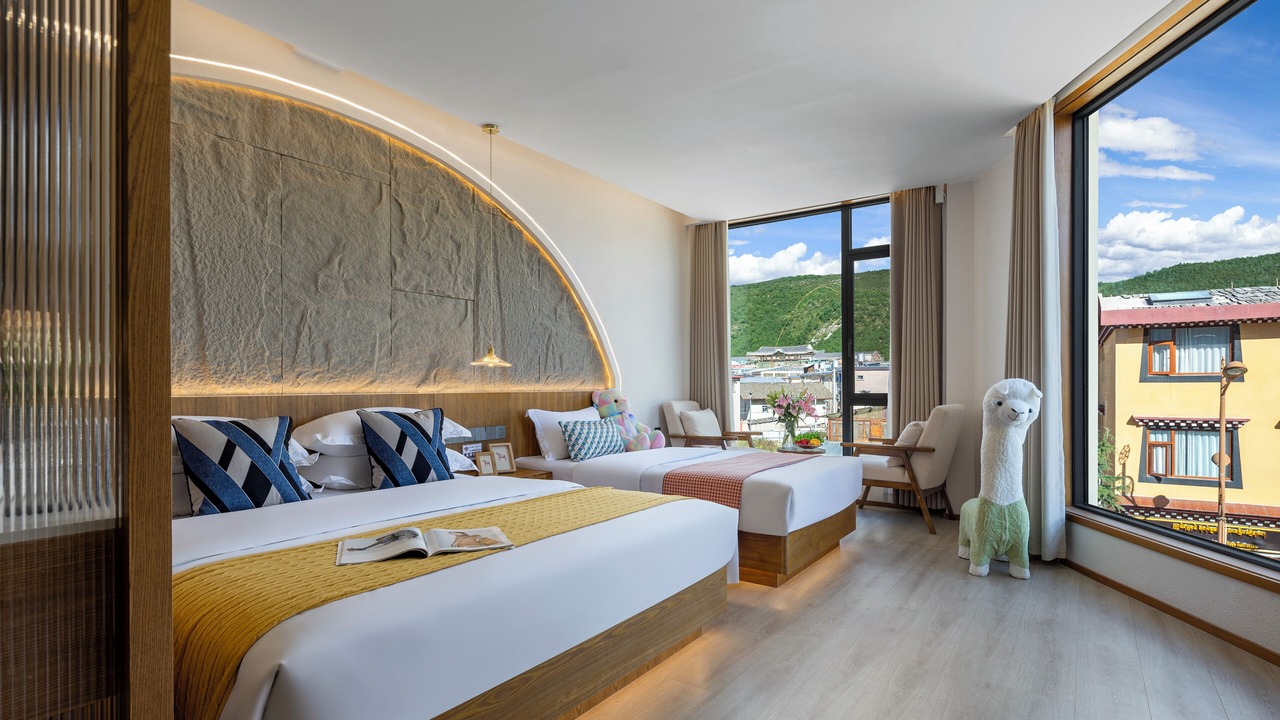 Photo of Bedroom in Shangri-La