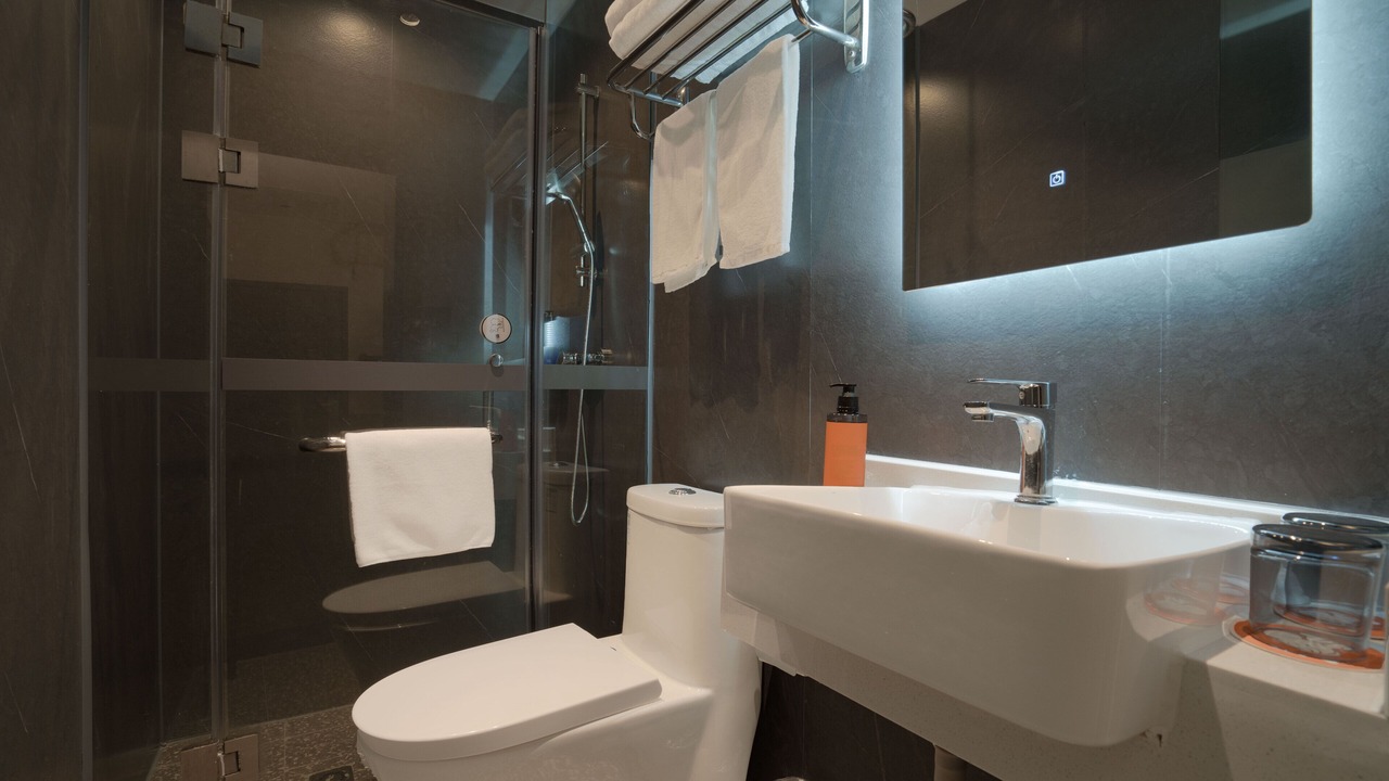 Photo of Bathroom in Xihu