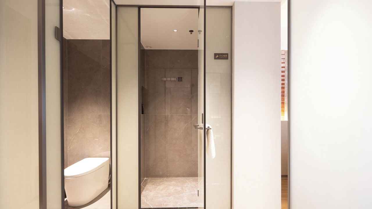 Photo of Bathroom in Donghu District