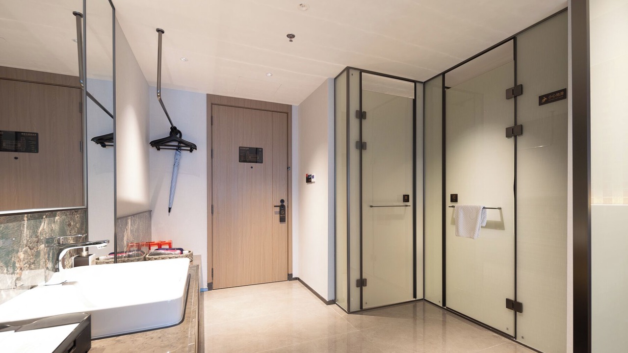 Photo of Bathroom in Donghu District