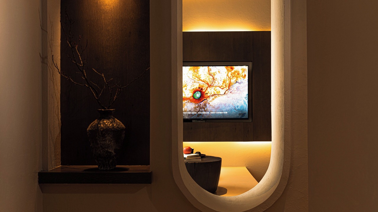 Photo of Bedroom in Shangri-La