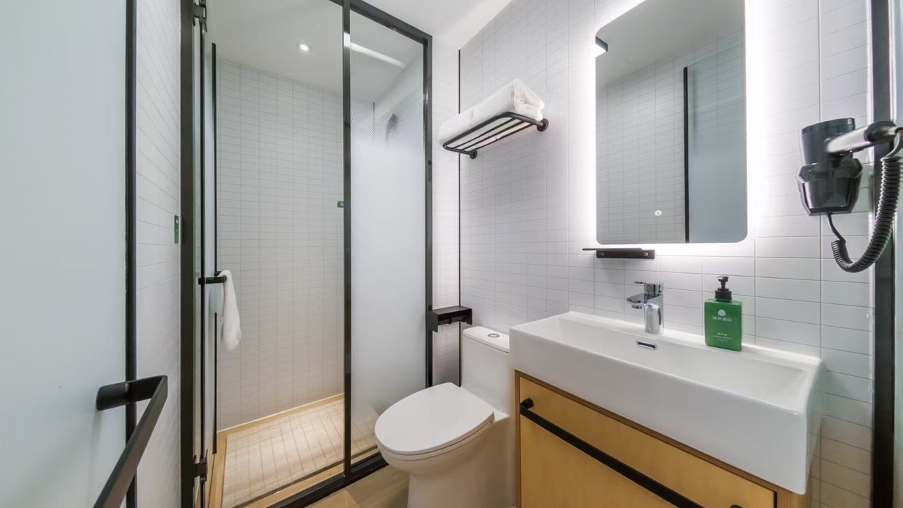 Photo of Bathroom in Shijingshan