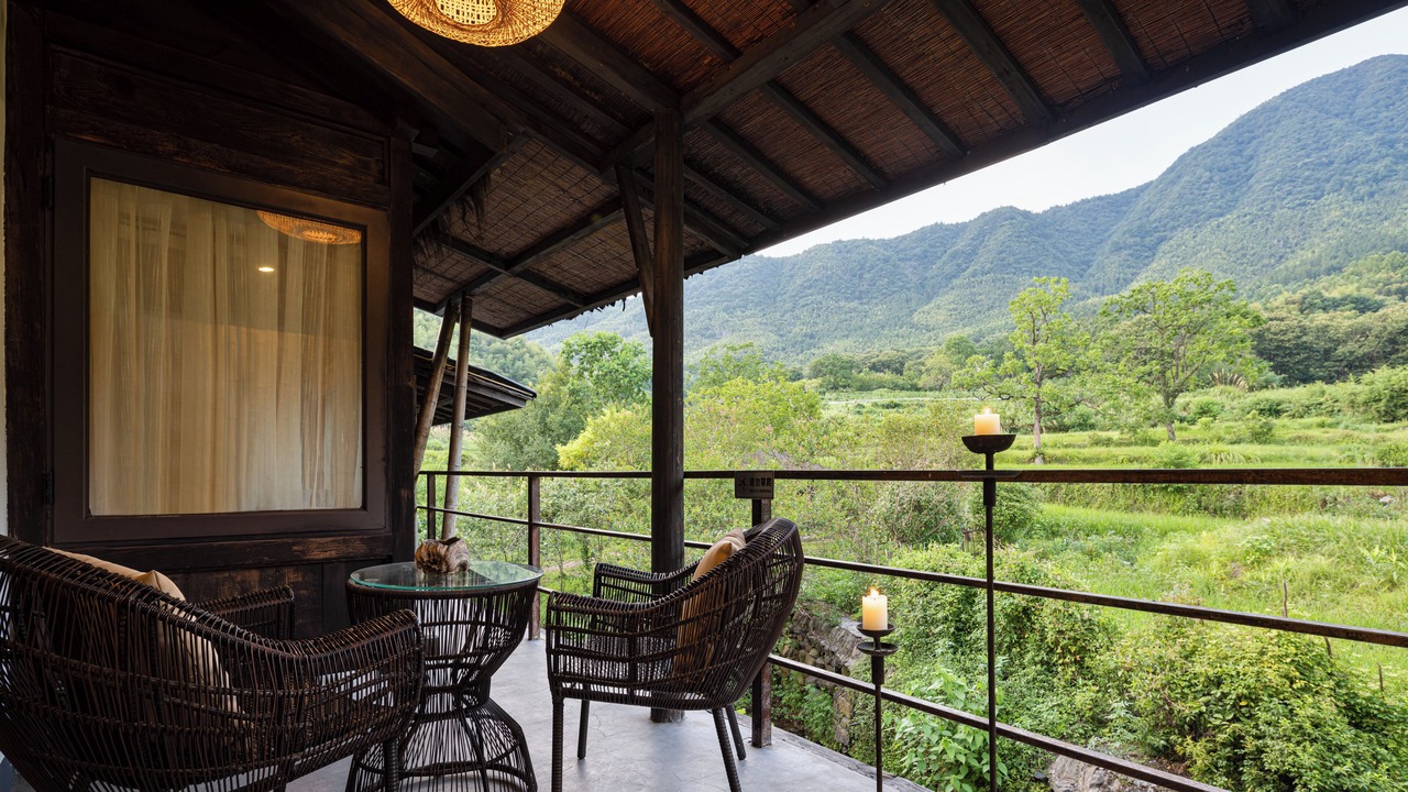 Photo of Patio Balcony in Yi County
