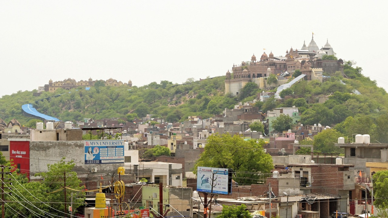 Photo of Others in Barsana