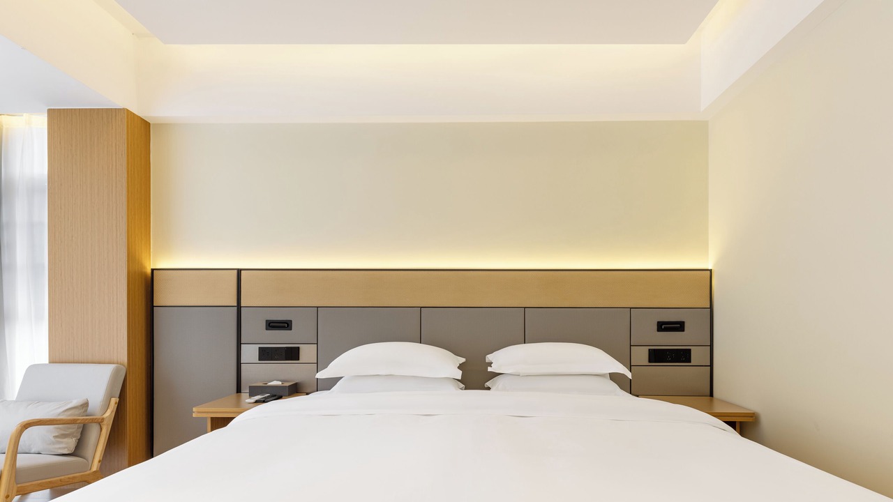 Photo of Bedroom in Xingping Ancient Town