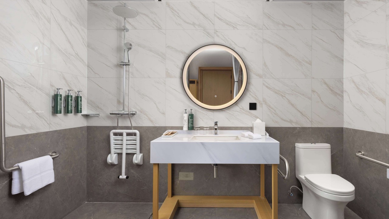 Photo of Bathroom in Huaiyang County