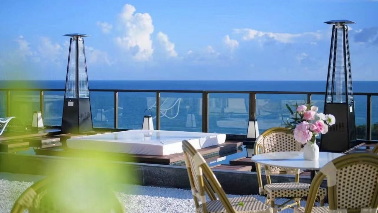 Photo of Patio Balcony in Jinping Qu