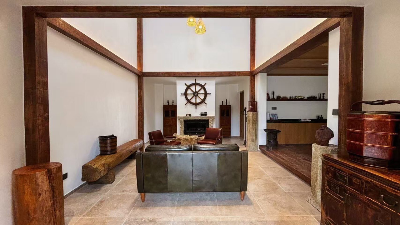 Photo of Bedroom in Xingping Ancient Town
