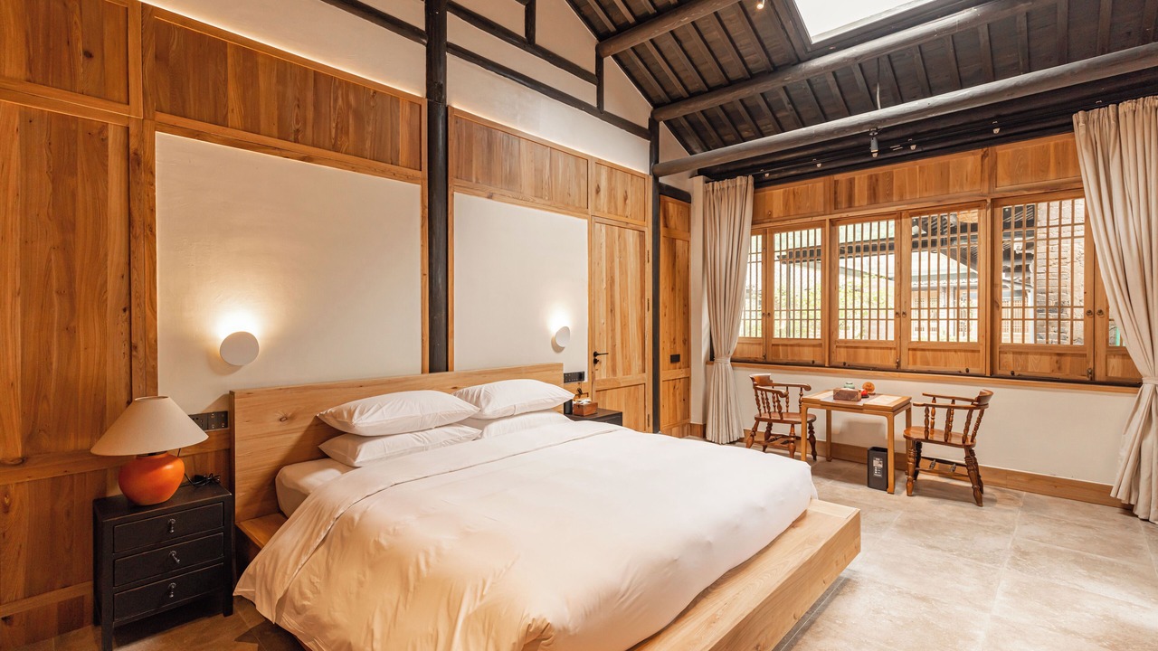 Photo of Bedroom in Xingping Ancient Town