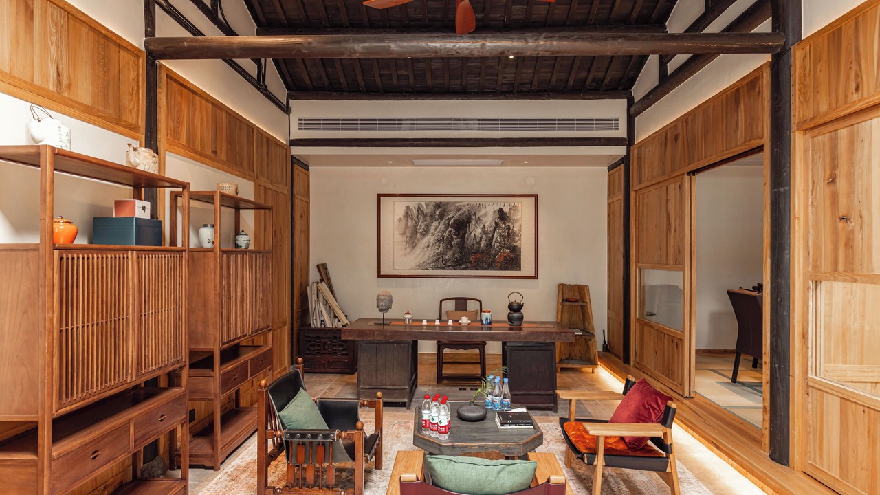 Photo of Bedroom in Xingping Ancient Town