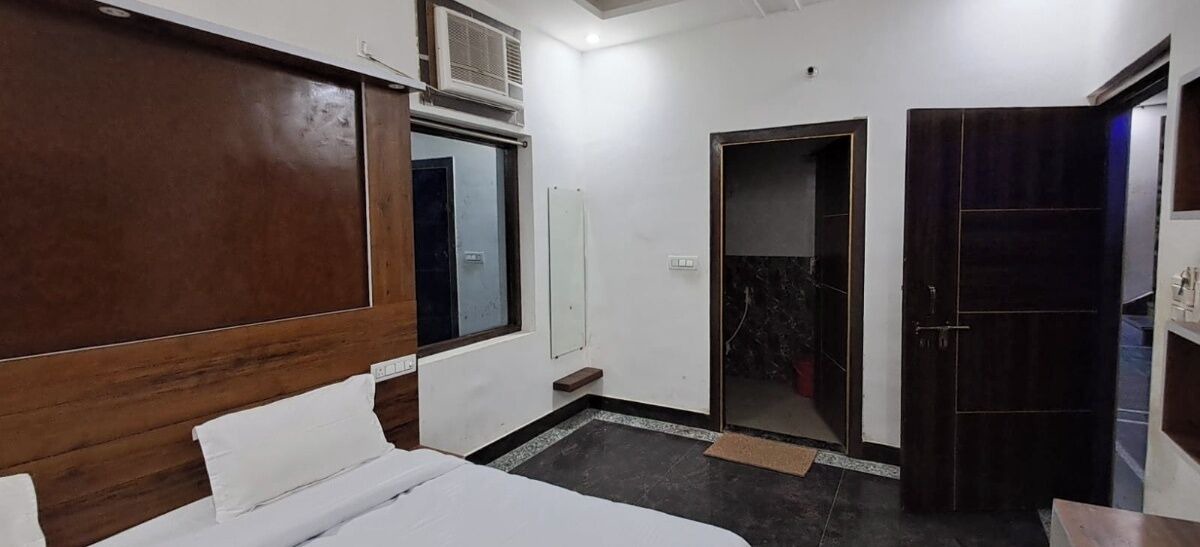 Photo of Bedroom in Mathura
