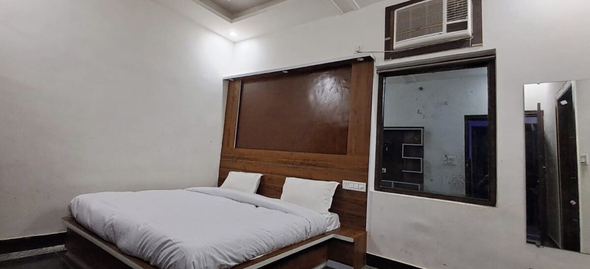 Photo of Bedroom in Mathura