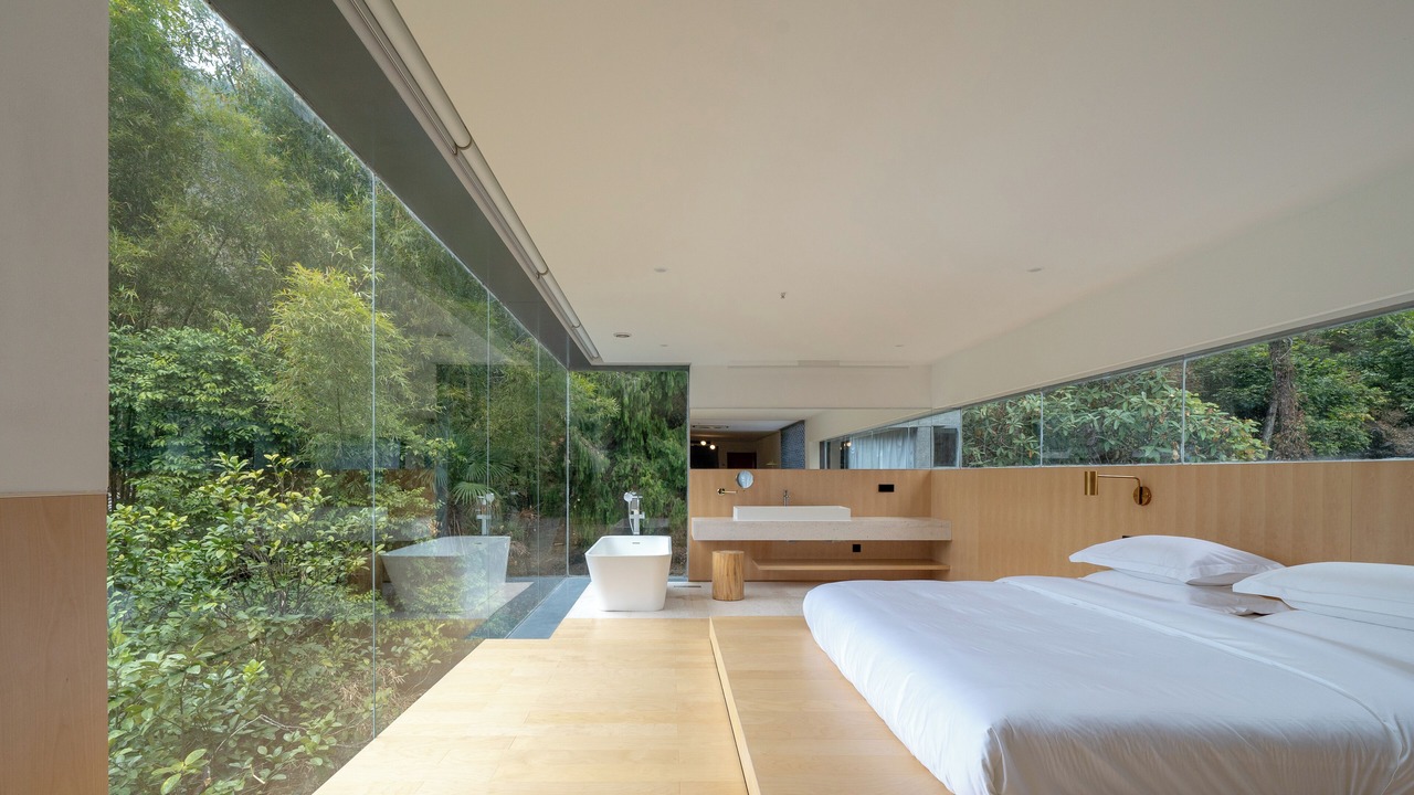Photo of Bedroom in Xingping Ancient Town