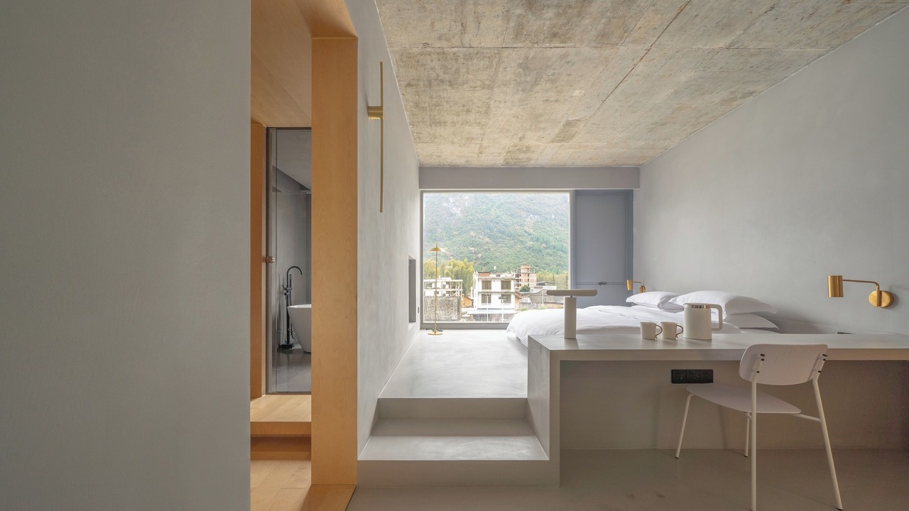 Photo of Bedroom in Xingping Ancient Town