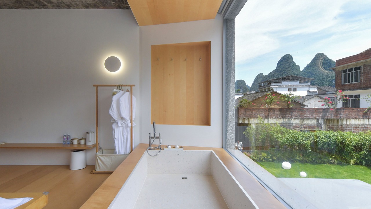 Photo of Bedroom in Xingping Ancient Town