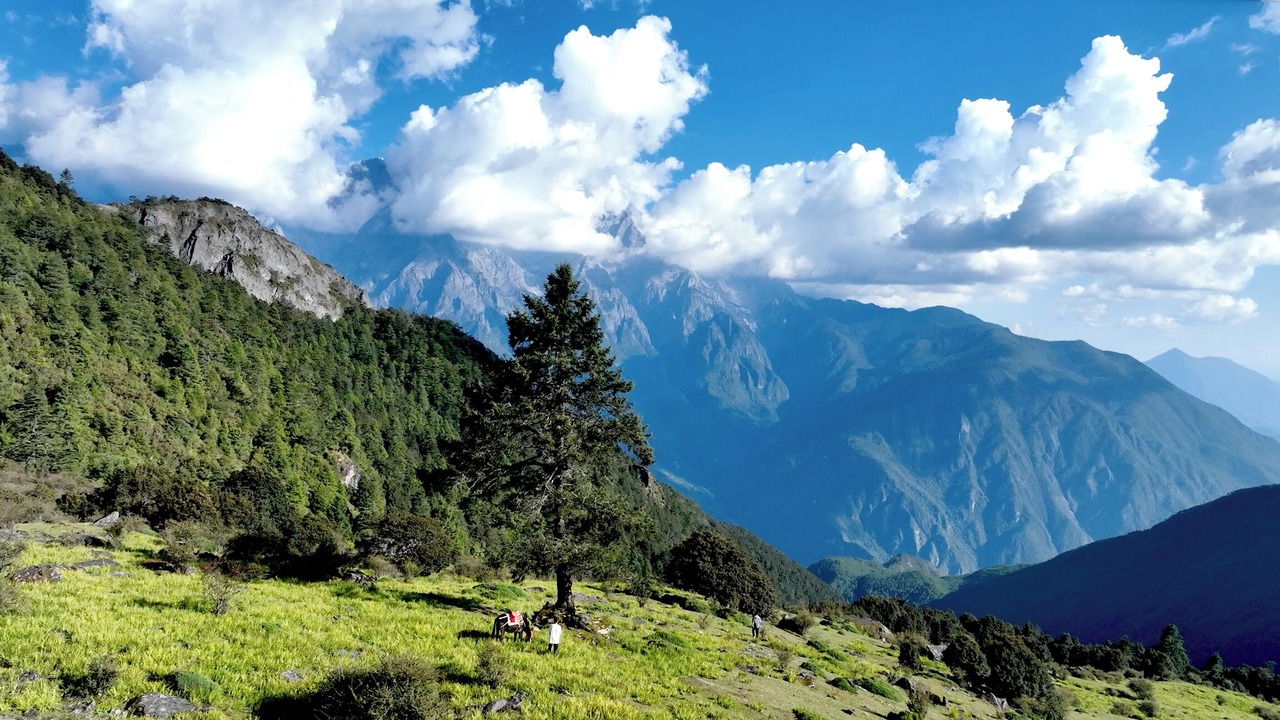 Photo of Outdoor in Deqen