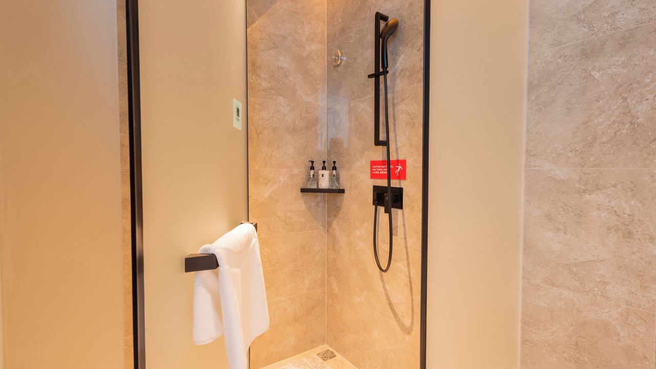 Photo of Bathroom in Caidian District