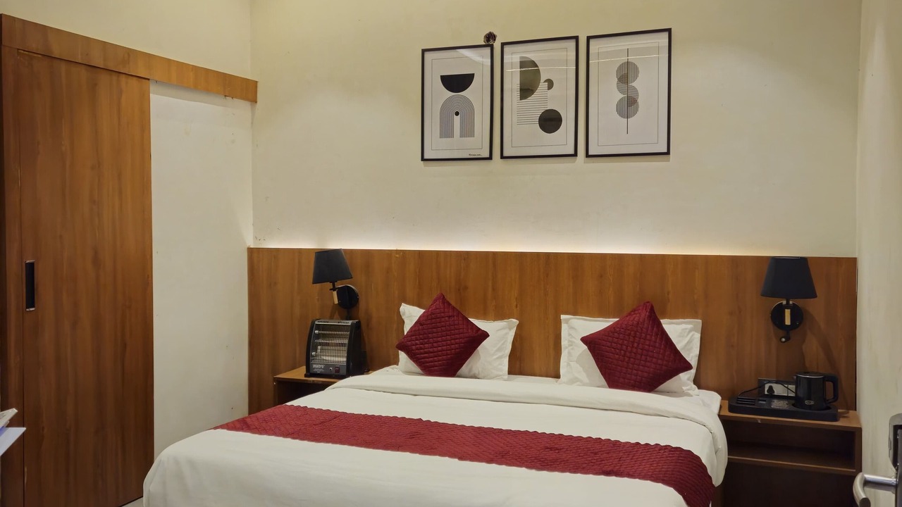 Photo of Bedroom in Aligarh