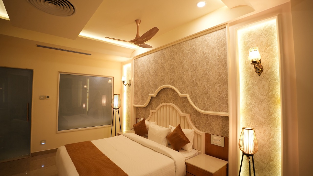 Photo of Bedroom in Mau Ranipur