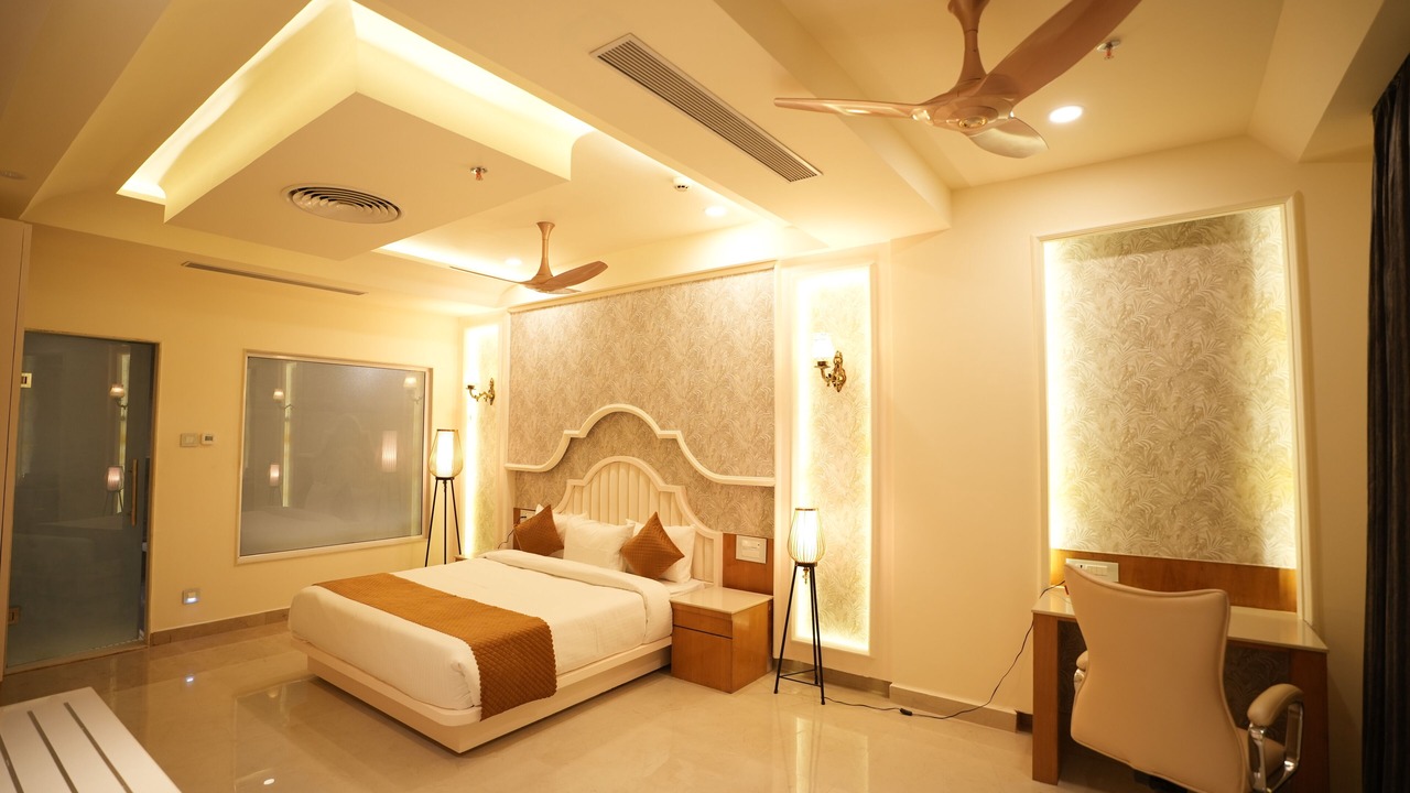 Photo of Bedroom in Mau Ranipur