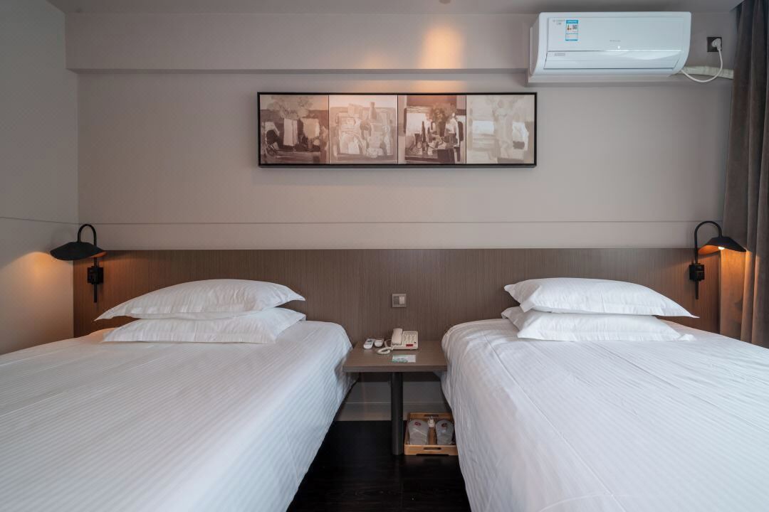 Photo of Bedroom in Huli