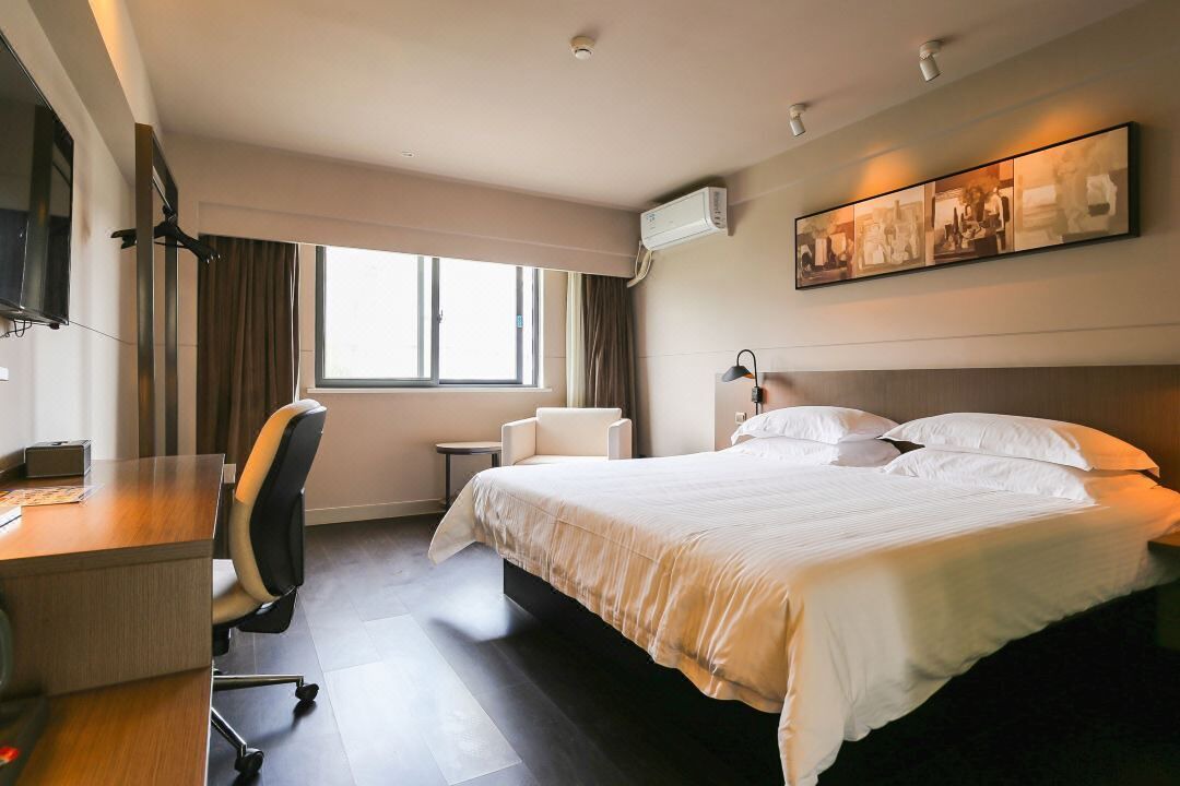 Photo of Bedroom in Huli