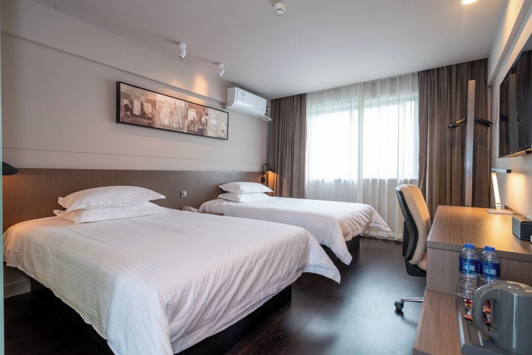 Photo of Bedroom in Huli
