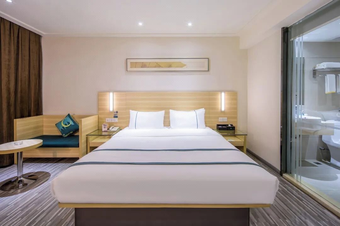 Photo of Bedroom in Doumen