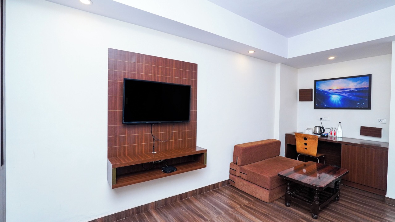 Photo of Bedroom in Mathura