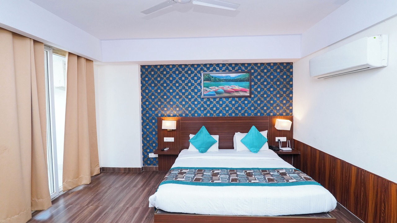 Photo of Bedroom in Mathura