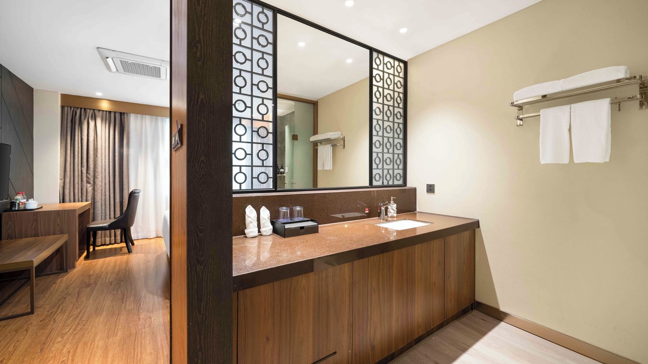 Photo of Bathroom in Shekou