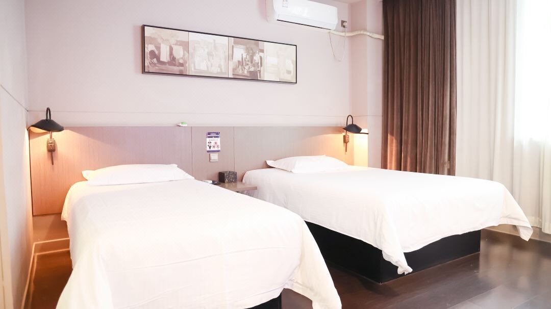 Photo of Bedroom in Wuhan
