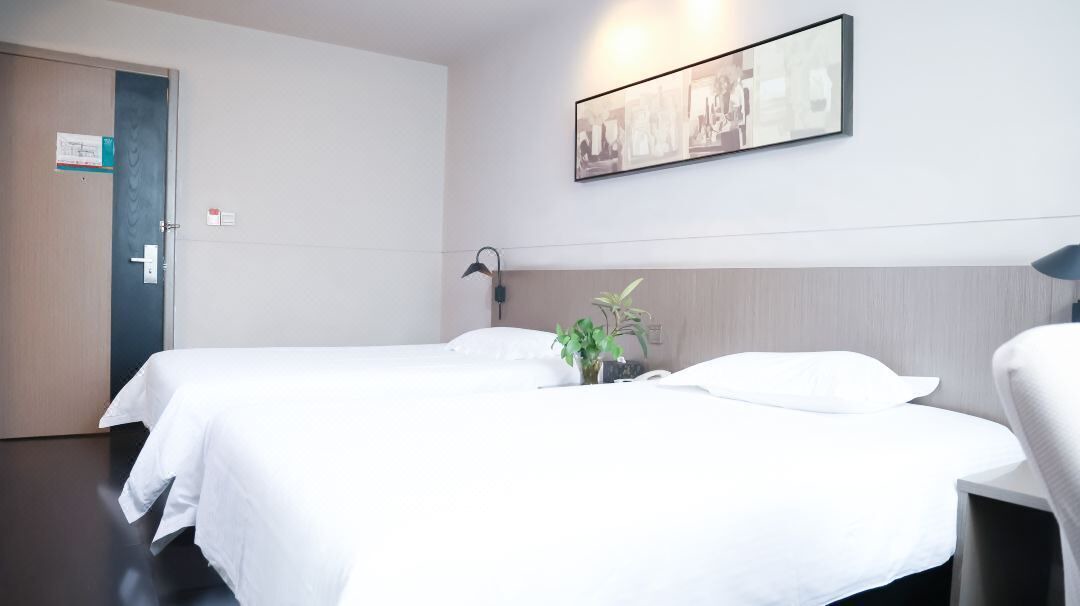 Photo of Bedroom in Wuhan