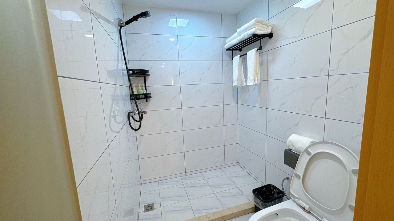 Photo of Bathroom in Hongqiao