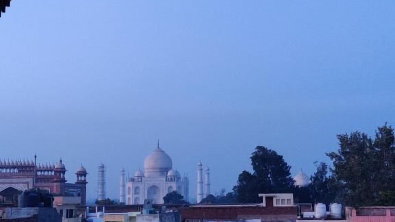 Photo of Outdoor in Taj Ganj