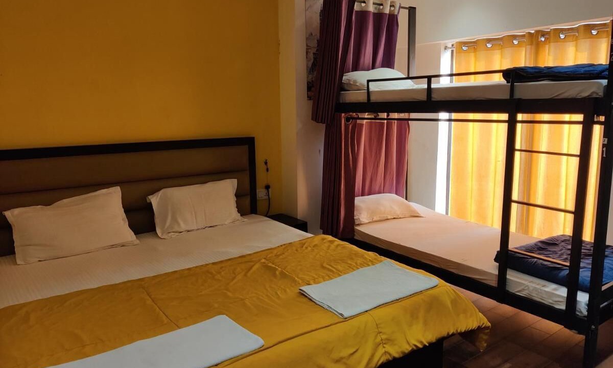 Photo of Bedroom in Taj Ganj